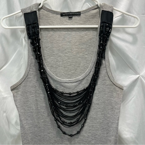 Necklace tank top size medium - Picture 4 of 9